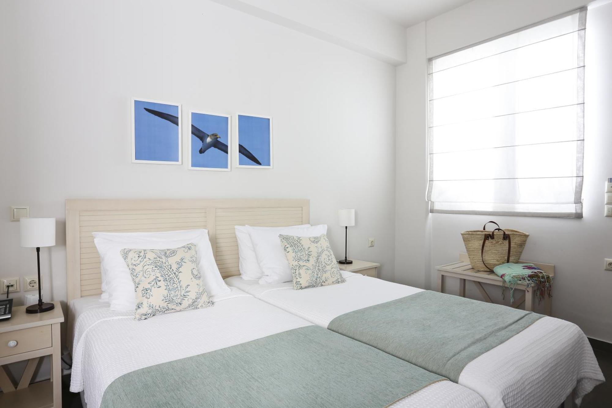Artina Aparthotel Marathópoli Szoba fotó